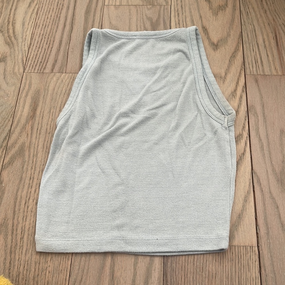 Basic Tank - Picture 2 of 2